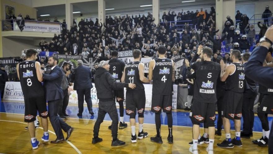 Κοντά στα 1.000 άτομα στο πλευρό του μπασκετικού ΠΑΟΚ