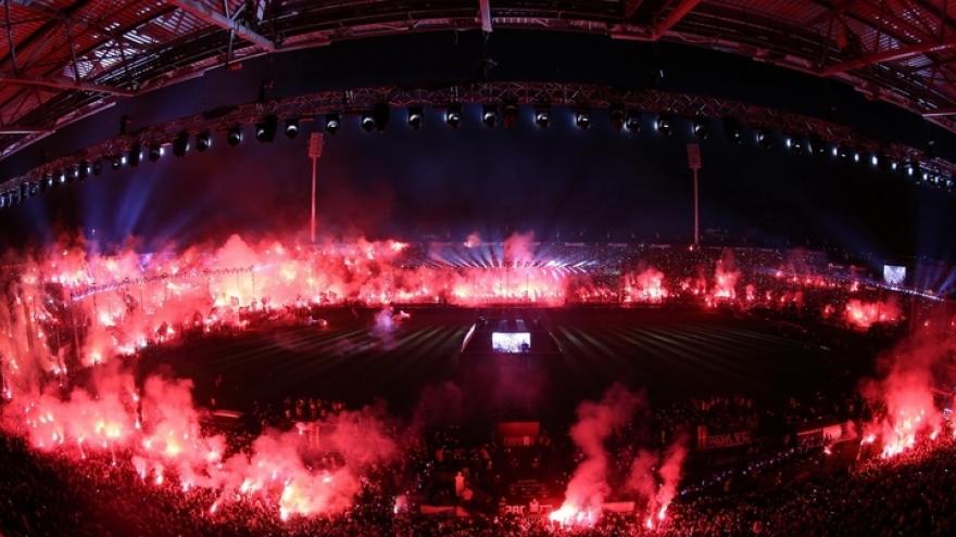 Εντυπωσιάζει η καυτή Τούμπα (pic)