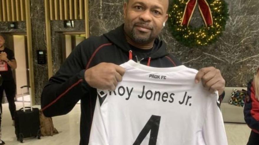 Το δώρο του Γ.Σαββίδη στον Roy Jones Jr (pic