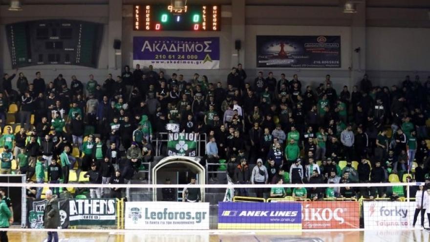 Διακοπή στο ΠΑΟ-ΠΑΟΚ λόγω… κάφρων