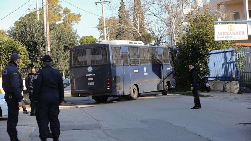 Κλούβες έξω από τον Αθλ. Δικαστή και αίτημα αναβολής!