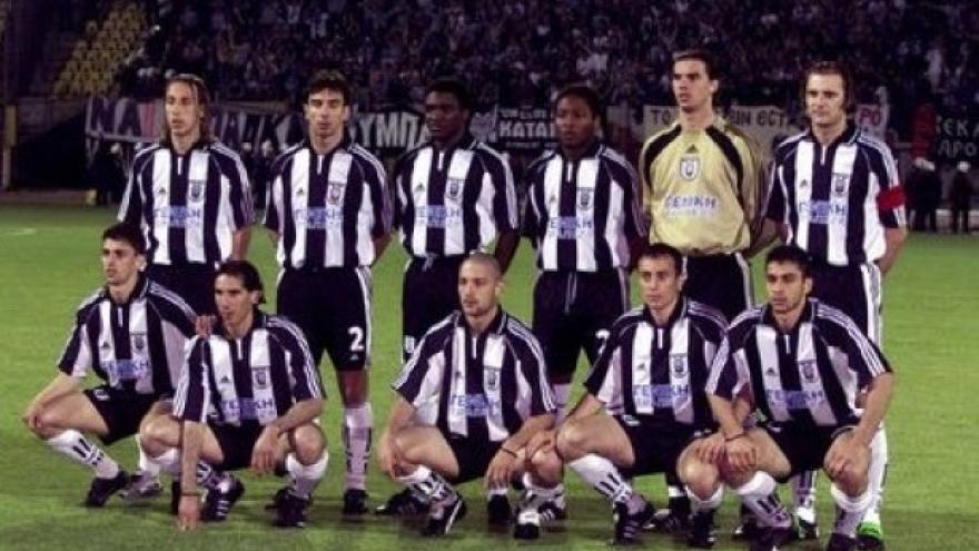 Χειροκρότημα παρά την ήττα από τον ΠΑΣ (2001)