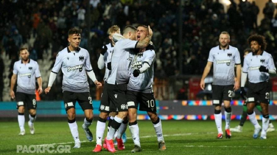Με μάτι που γυαλίζει (pics)