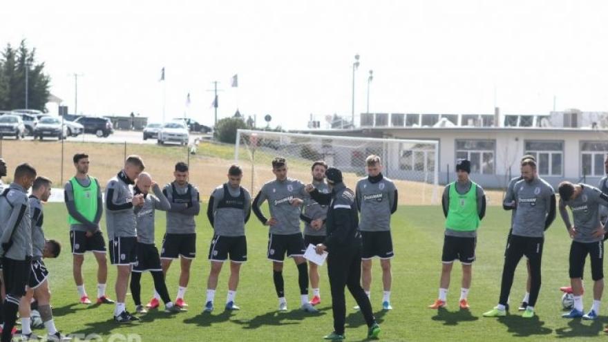 Group… therapy στα αποδυτήρια του ΠΑΟΚ!