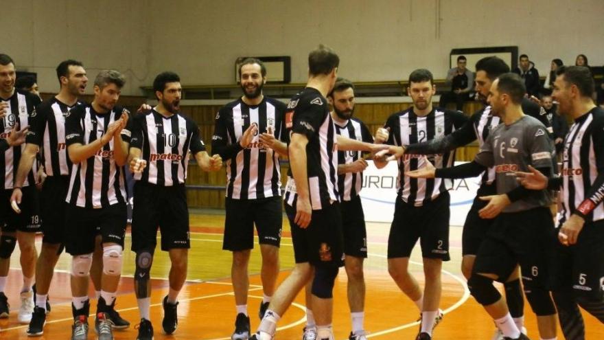 «Μείνετε ασφαλείς στο σπίτι» (pic & vids)