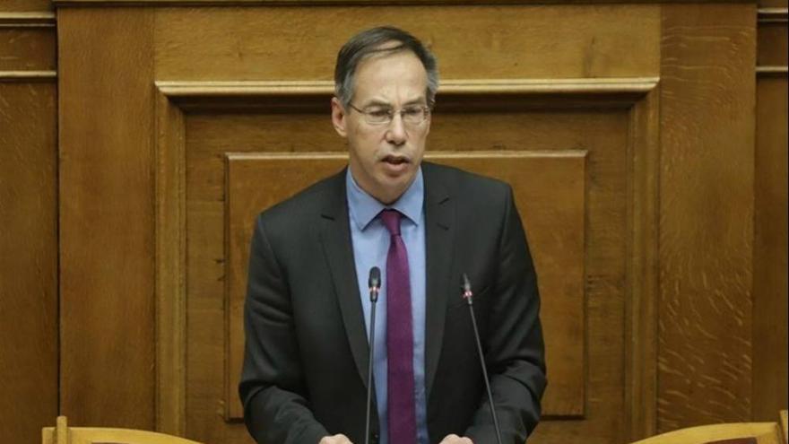 «Δε χάθηκε ο κόσμος να γίνουν τα πλέι οφ χωρίς φιλάθλους»