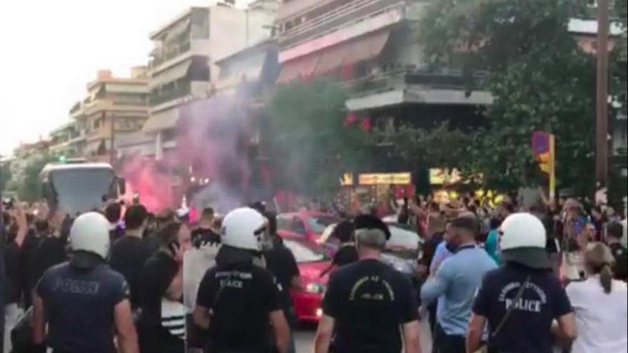 Χαμός στην άφιξη του ΠΑΟΚ στην Τούμπα (vid)