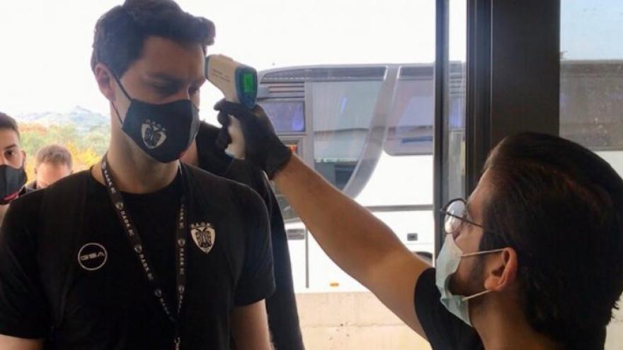 Άφιξη και… θερμομέτρηση (pics)