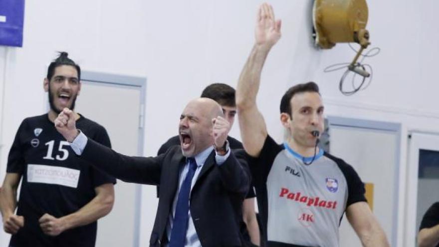 "Αφιερωμένη στον κόσμο η νίκη"