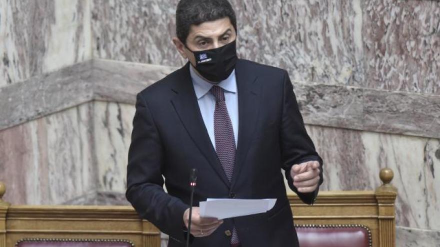 Ο Αυγενάκης ζητά παρέμβαση εισαγγελέα, ΕΛ.ΑΣ, υπουργών για τις εκλογές της ΕΟΚ: «Επικίνδυνη για διασπορά Covid»!