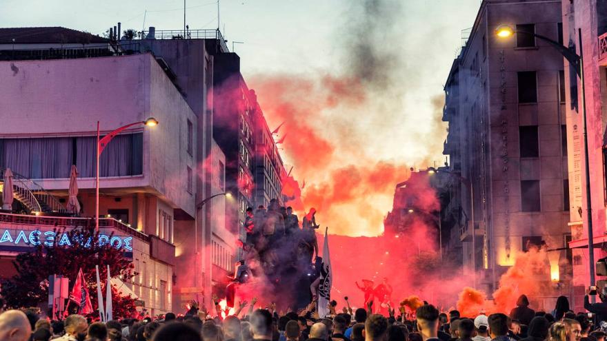 Επική η υποδοχή στους θριαμβευτές!