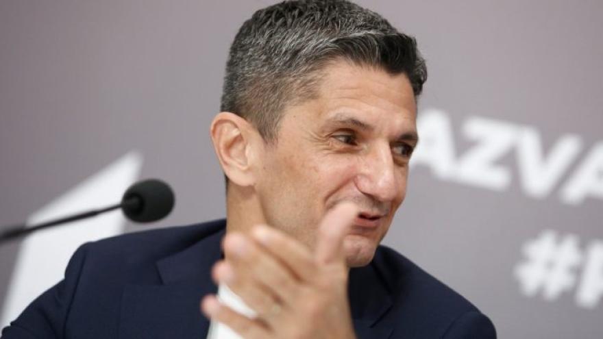 Αναχωρεί ο Λουτσέσκου