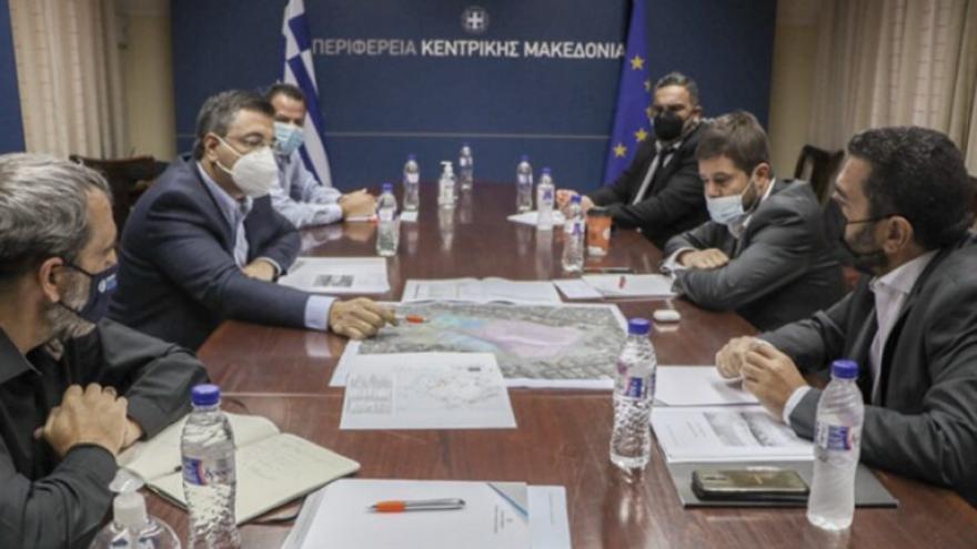 Συνάντηση με Περιφερειάρχη