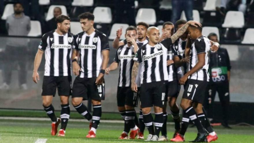 Δέχεται εύκολα πολλές τελικές