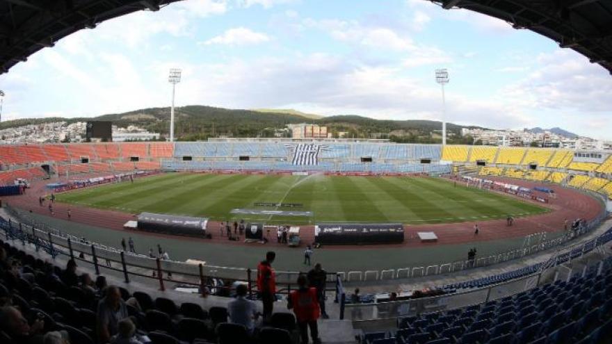 «Δεν μπορούμε μόνοι μας να το επιλύσουμε»