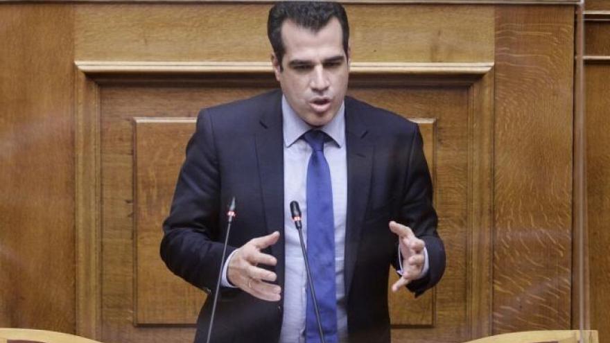 Προανήγγειλε ποινές στον ΠΑΟΚ ο υπουργός Υγείας: «Ανεμβολίαστοι οι συλληφθέντες, έρχονται κυρώσεις»