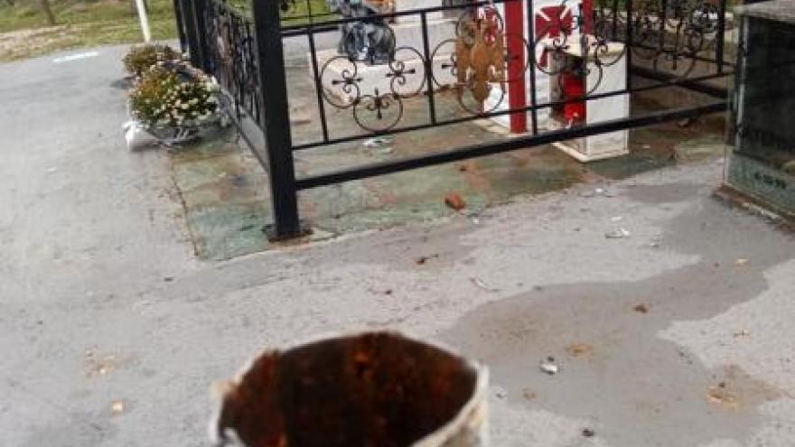 Χωρίς τέλος η ντροπή…