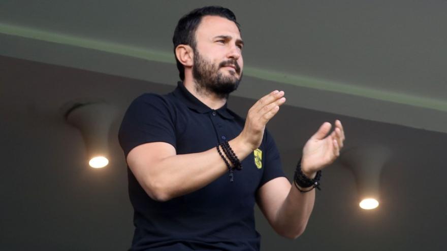 Μαζί με την ομάδα στην Τούμπα ο Καρυπίδης!