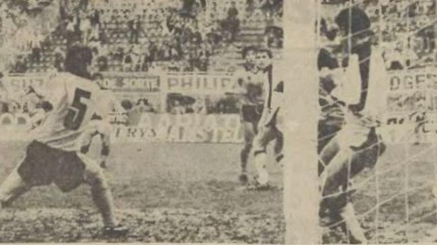 Άνετη πρόκριση επί της ΑΕΚ! (1982)