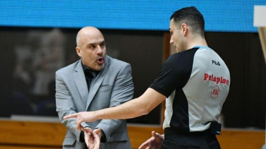 «Χάσαμε το μυαλό μας, φταίνε πολλά»