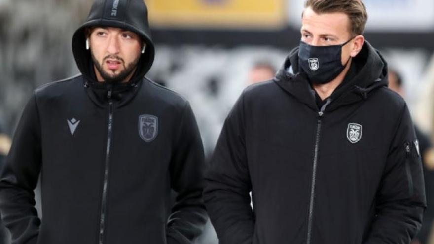 Τώρα δεν περισσεύει κανείς!