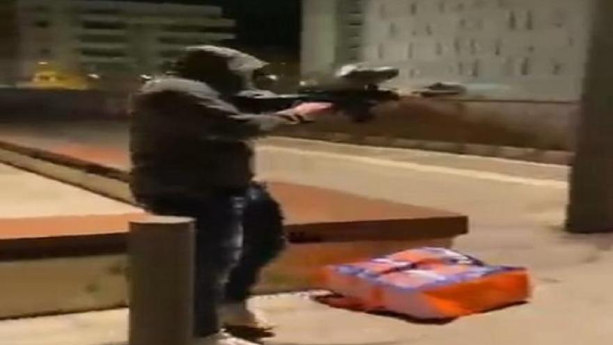 Μαρσέιγ - ΠΑΟΚ: Επίθεση με αεροβόλο σε φιλάθλους του Δικεφάλου (vid)