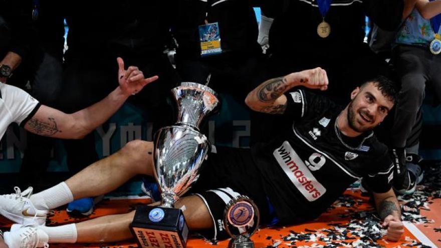Ο Κοκκινάκης «έπιασε» Γκιούρδα, Κράβαρικ, Τριανταφυλλίδη στους τίτλους