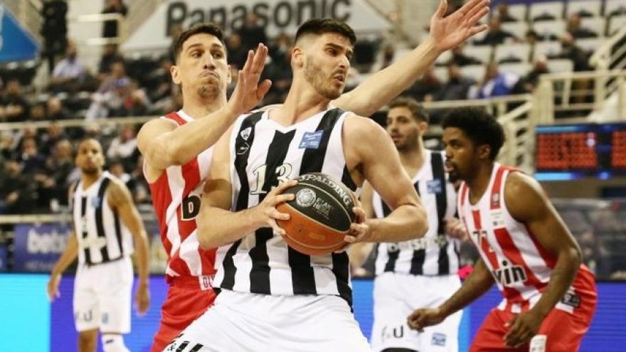 H παρακάμερα του ΠΑΟΚ-OΣΦΠ. αποθέωση και για το κύπελλο στο βόλεϊ (vid)