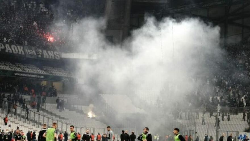 Επεισόδια και μετά τη λήξη στη Μασσαλία!