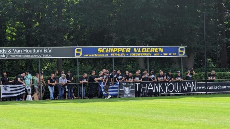 Πανό οπαδών του ΠΑΟΚ στην Ολλανδία για Σαββίδη: «Thank you Ivan»