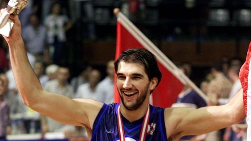 O «ασταμάτητος» και MVP Στογιάκοβιτς του 2001 στην ανάμνηση της FIBA (vid)