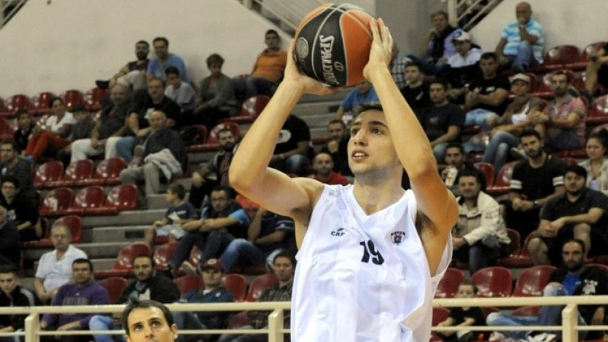 Επιστρέφει στον ΠΑΟΚ ο Σαλούστρος