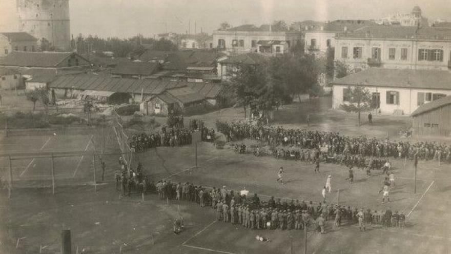 Το πρώτο παιχνίδι με τον συμπολίτη στο μπάσκετ! (1926)