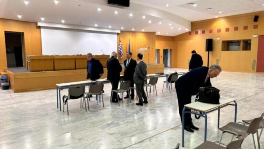 Δύο ώρες στην ΕΕΑ!