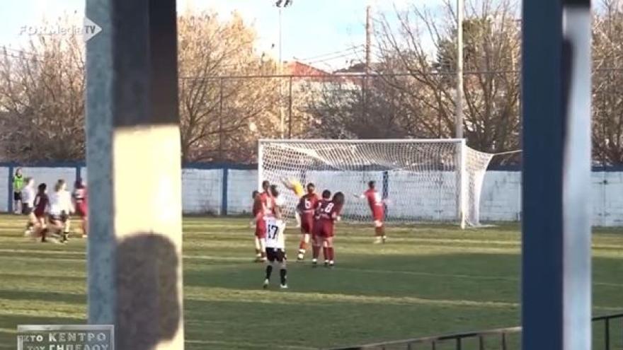 Το buzzer beater της Μαρίας Μήτκου (vid)