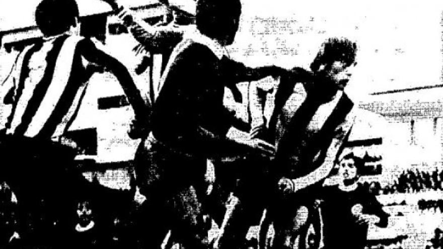 Η πρώτη του Σάνον στον ασπρόμαυρο πάγκο! (1971)