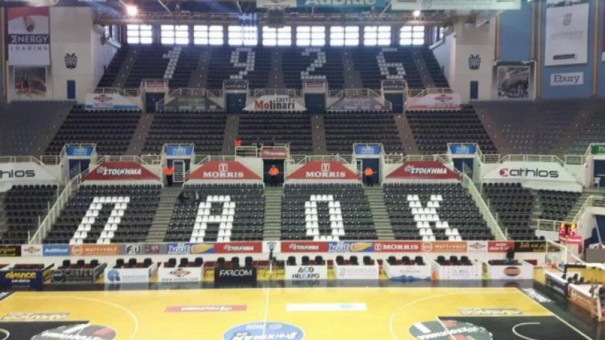 Κάμεραμαν έπεσε από μεγάλο ύψος στο PAOK Sports Arena