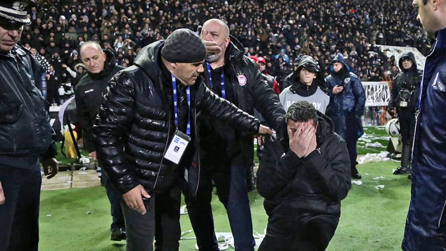 Κοίτα να δεις κάτι συμπτώσεις!