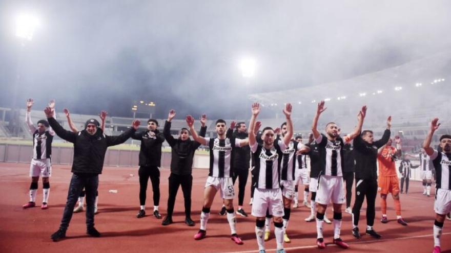 Πρώτος και στα «πλέι οφ»