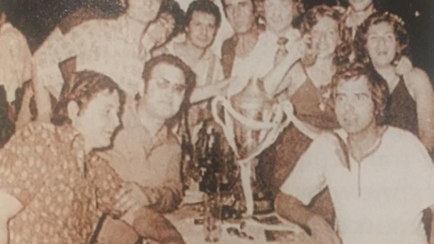Ξεφάντωμα στον μεγάλο Στράτο! (1972)