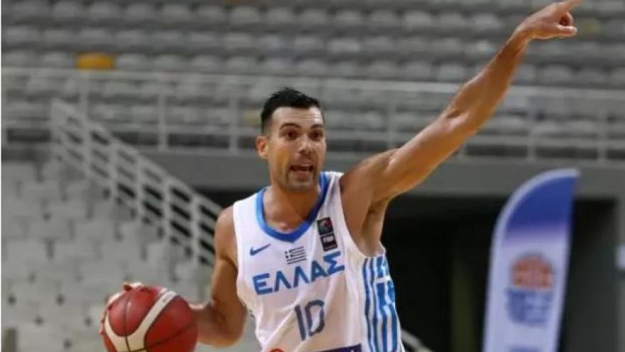 Συνεχίζεται το κράξιμο στον Σλούκα