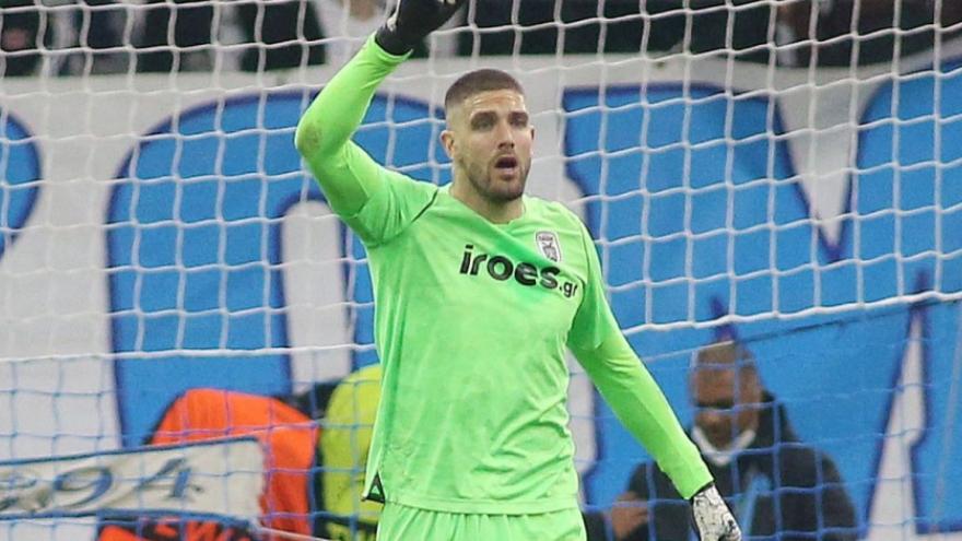 Το Europa Conference League «θυμήθηκε» την τρομερή διπλή επέμβαση του Πασχαλάκη απέναντι στην Μαρσέιγ
