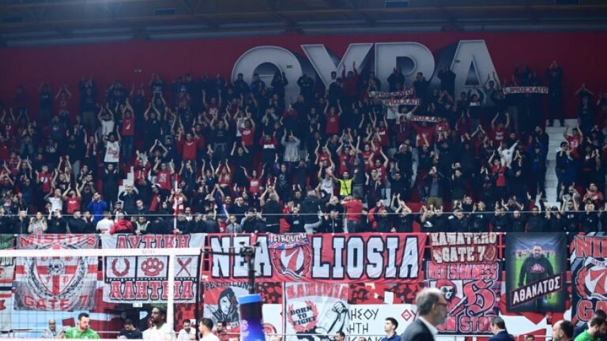Οι χούλιγκαν πήγαν να σκοτώσουν άνθρωπο!