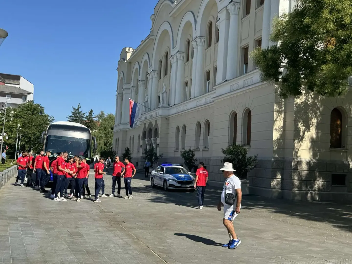 Στιγμιότυπο της Μπόρατς Μπάνια Λούκα προς το Προεδρικό Μέγαρο 1