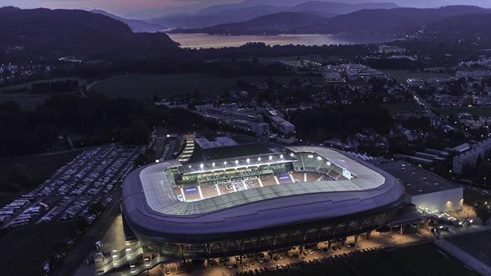 Το Wörthersee Stadion, η έδρα του αγώνα Βόλφσμπεργκερ ΠΑΟΚ