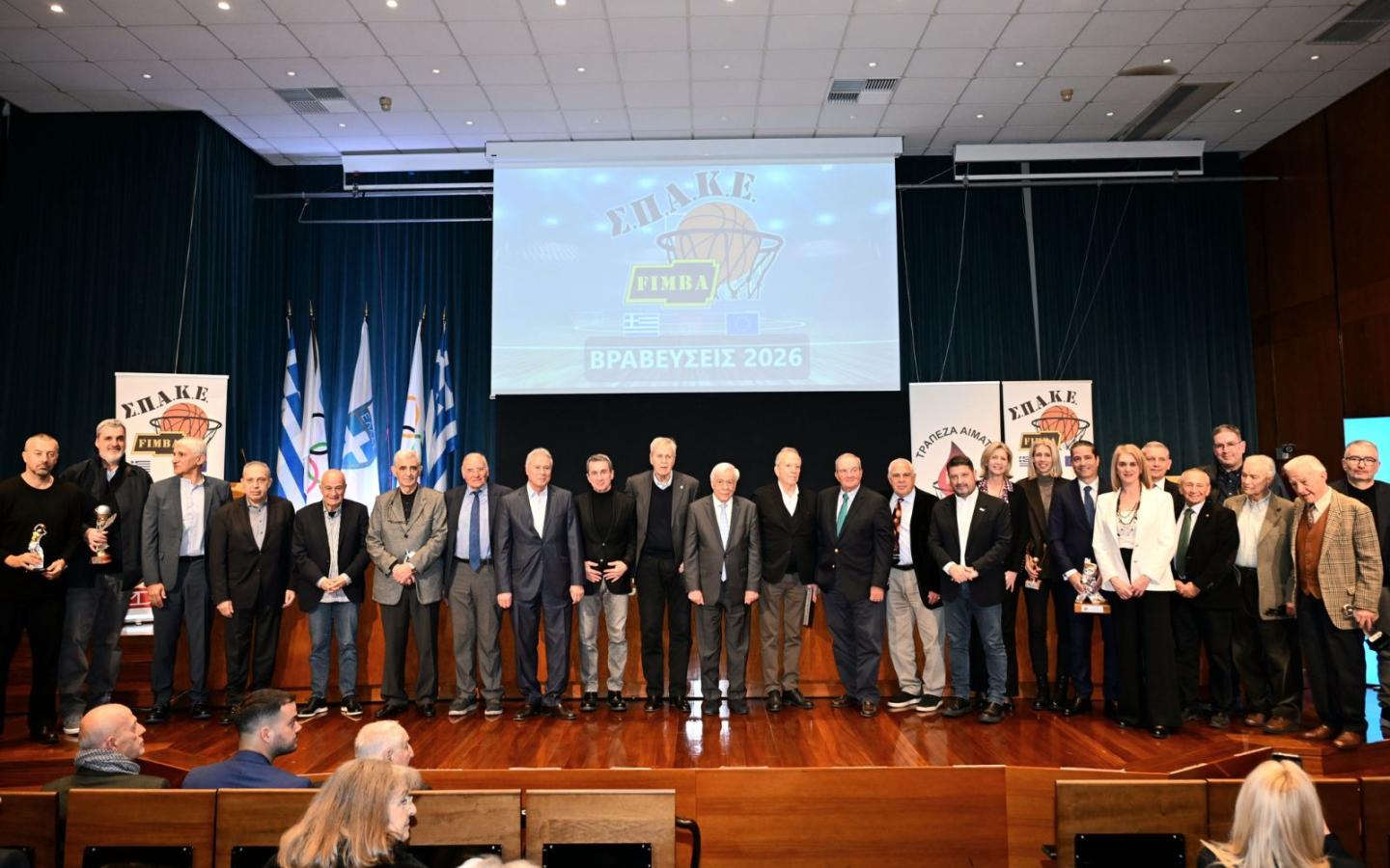 Τιμητική βράβευση για τον Νίκο Βεζυρτζή